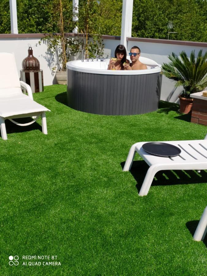 Kristalex Pet Family Hotel Cesenatico Esterno foto