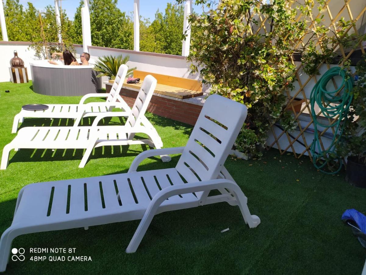 Kristalex Pet Family Hotel Cesenatico Esterno foto