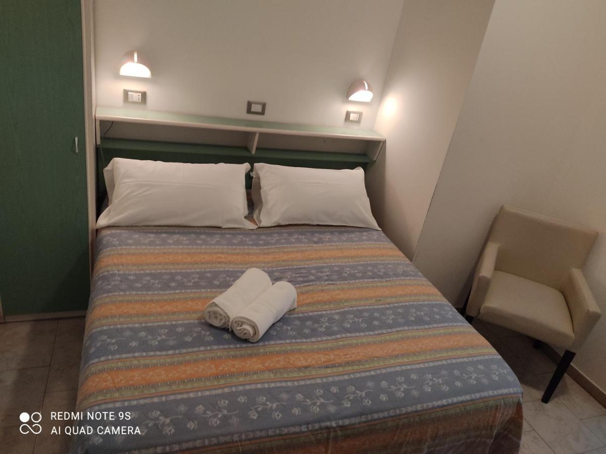 Kristalex Pet Family Hotel Cesenatico Esterno foto