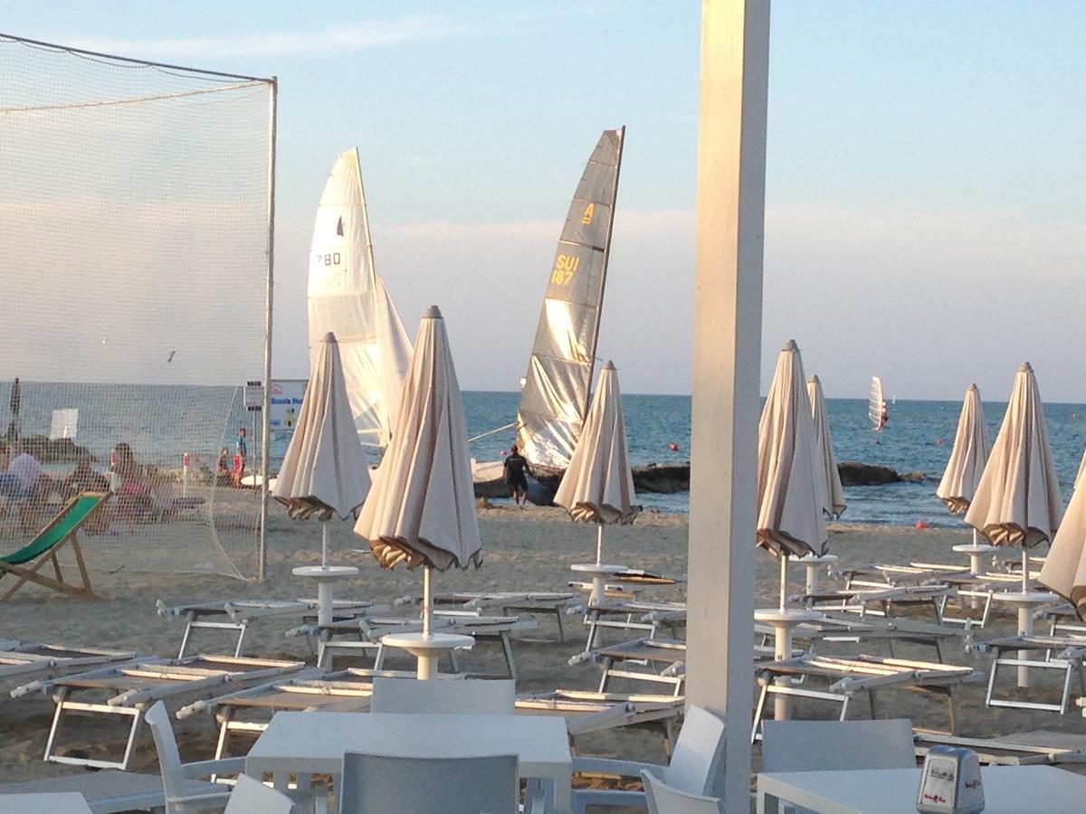 Kristalex Pet Family Hotel Cesenatico Esterno foto