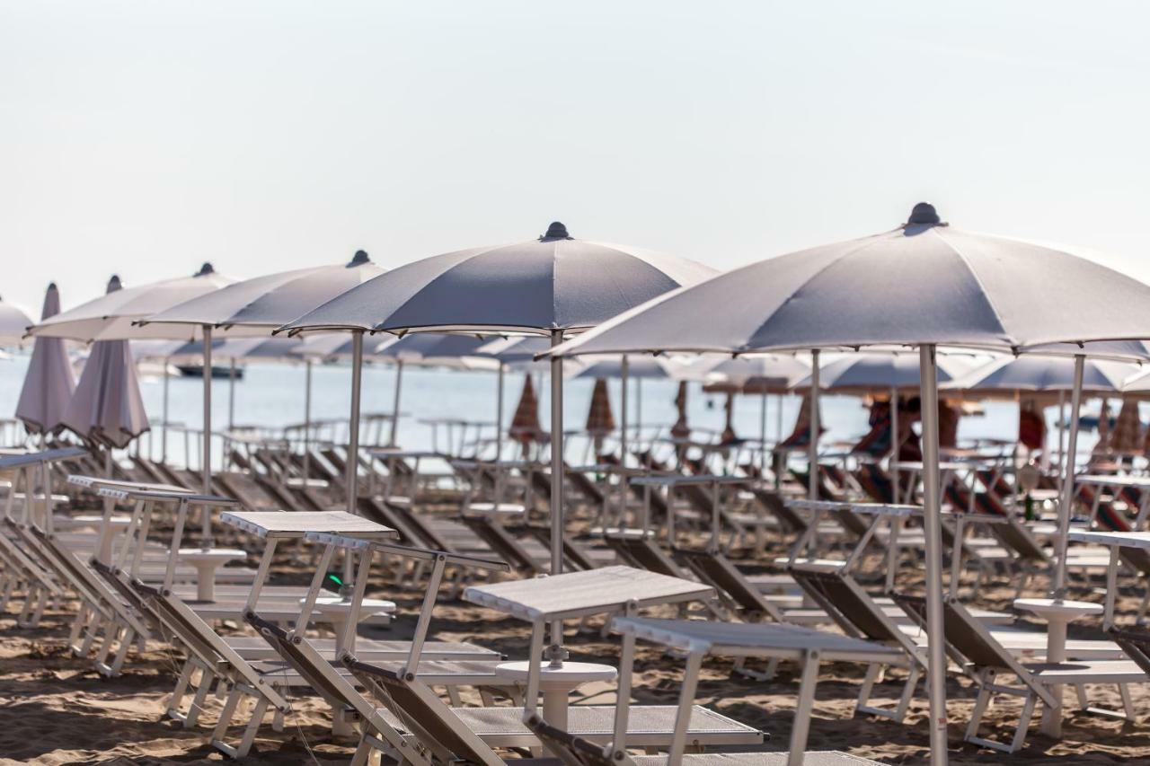 Kristalex Pet Family Hotel Cesenatico Esterno foto