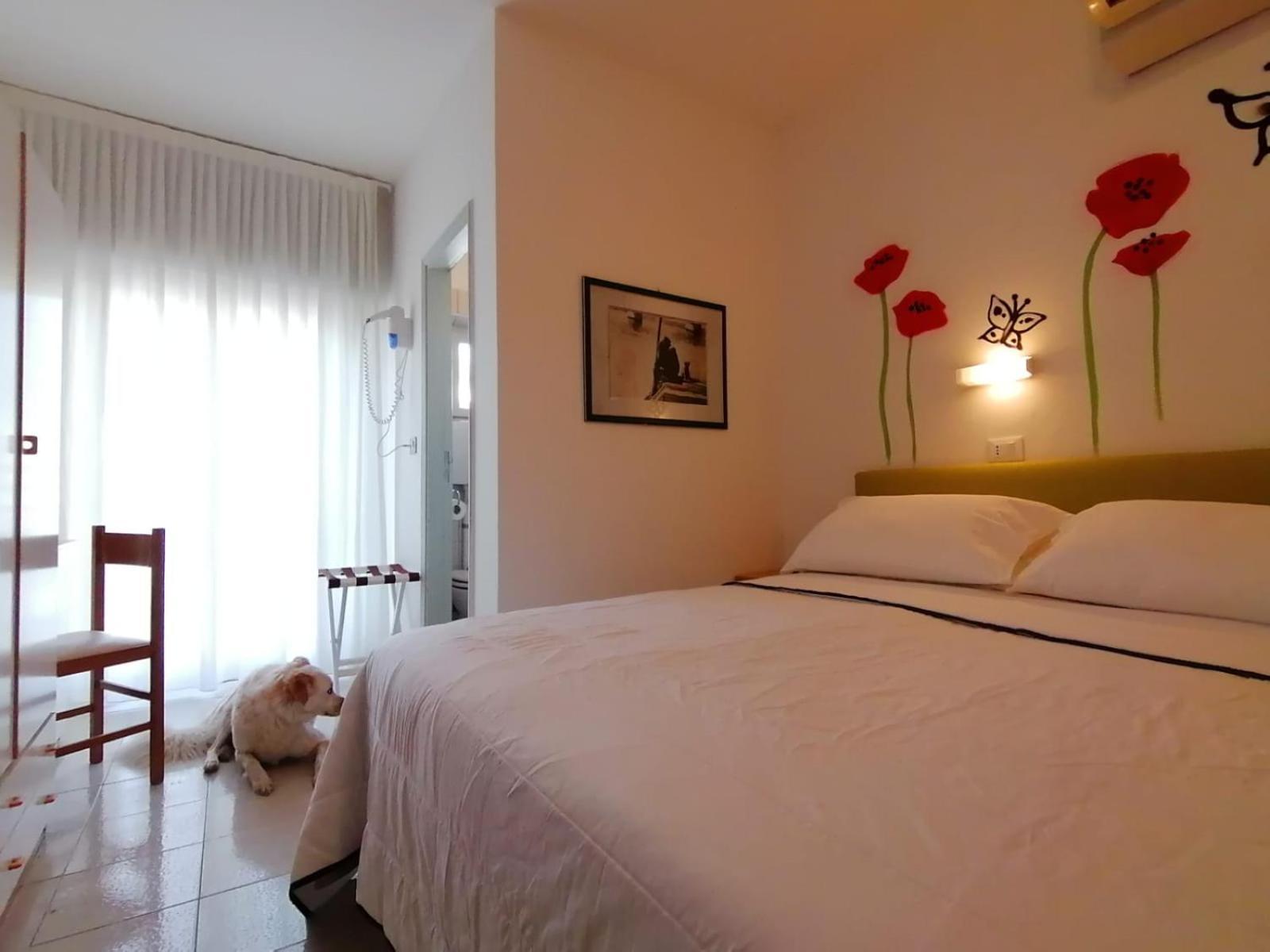 Kristalex Pet Family Hotel Cesenatico Esterno foto